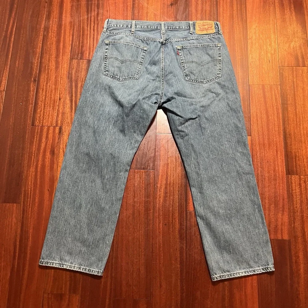 Levis Jeans Mens 40x30 559 Blue Relaxed Straight Leg Light Wash Faded Workwear